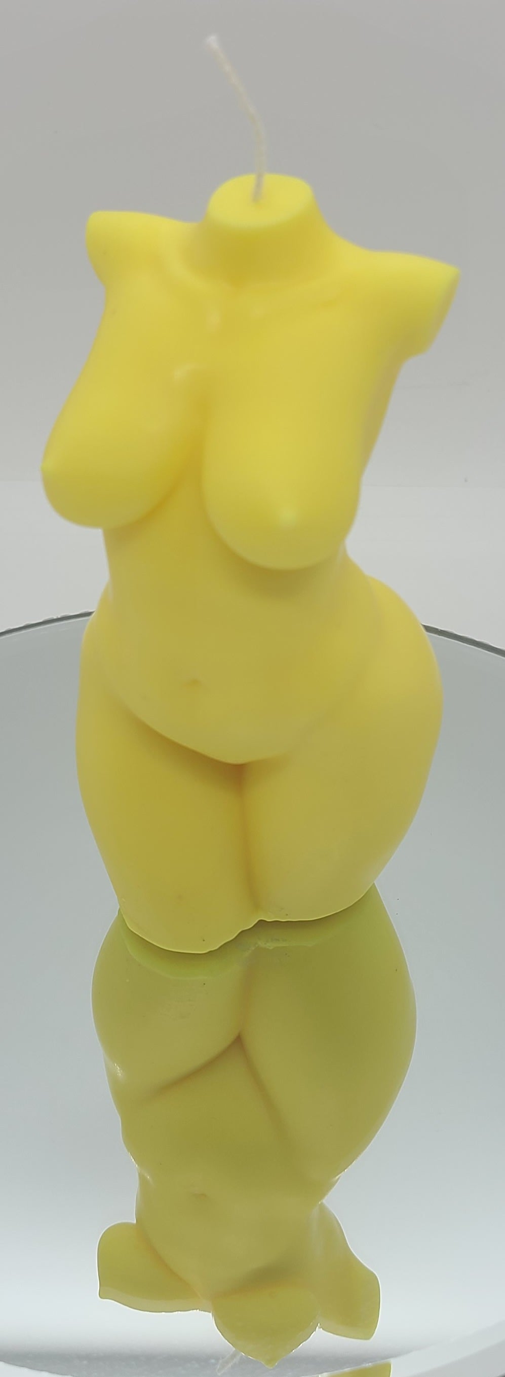 Rhea | Goddess Body Candle