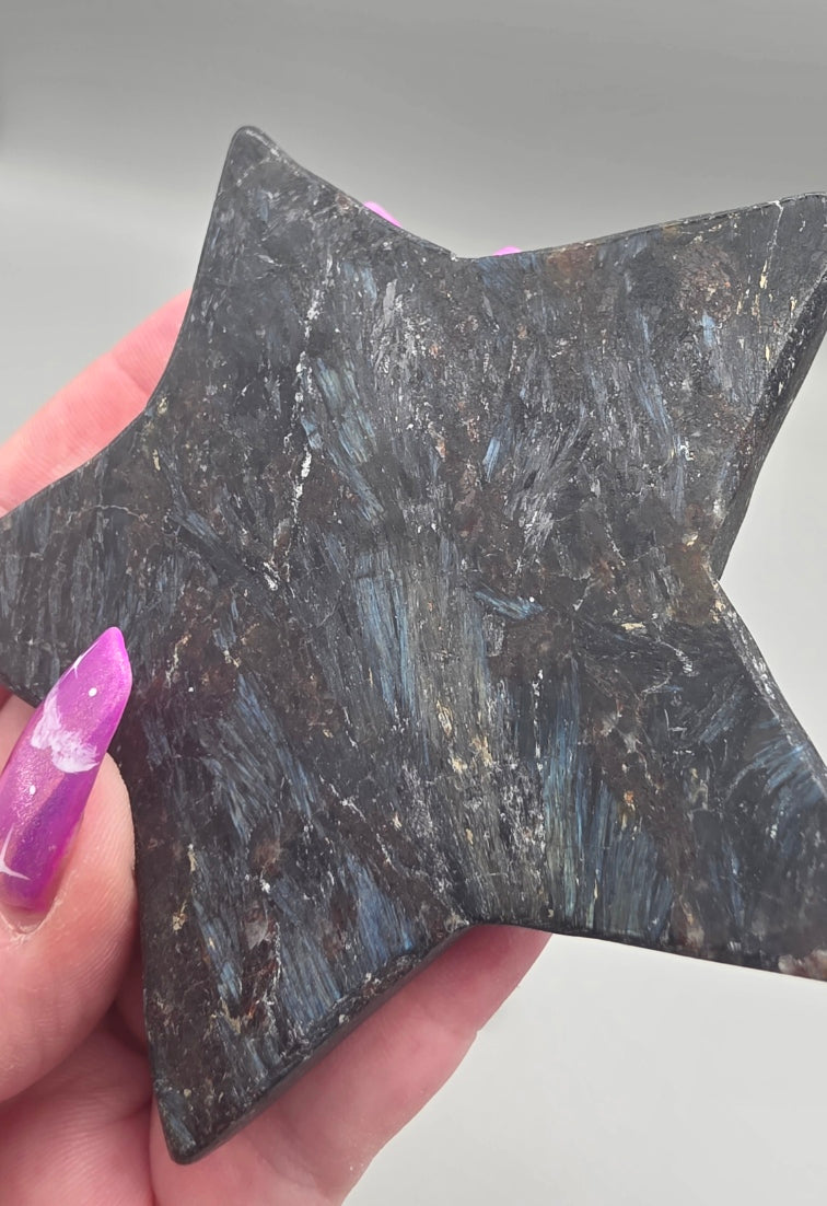 Arfvedsonite Star- Fireworks Stone Star