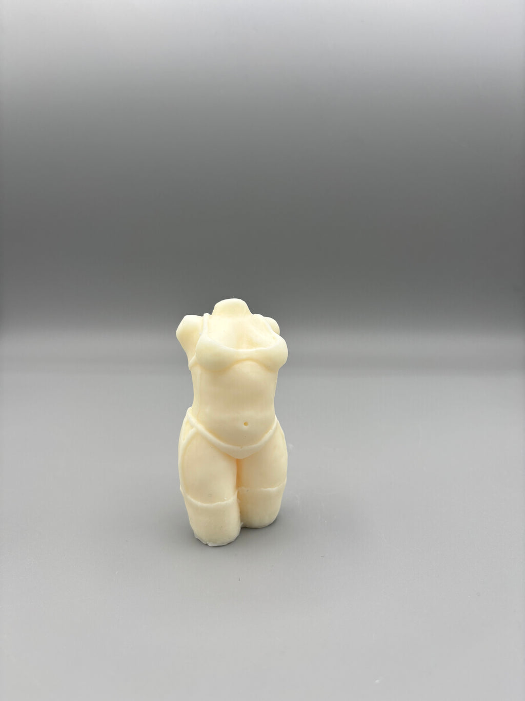 Idum | Goddess Body Candle